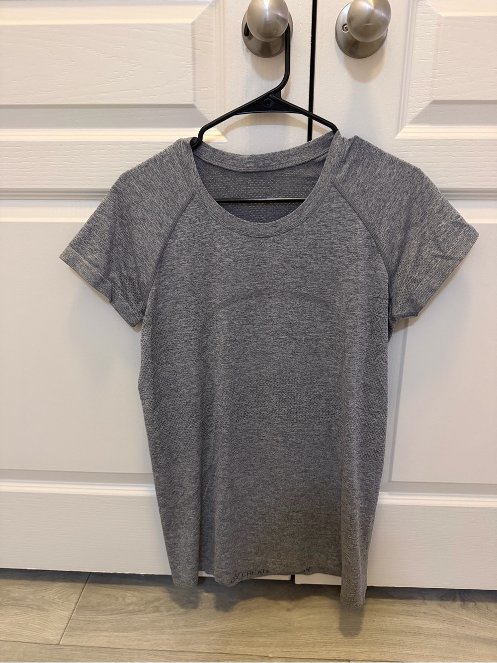 Lululemon Swiftly Tech Tee - Grey